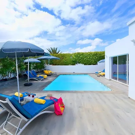 Juliet L1 Villa Puerto del Carmen (Lanzarote)